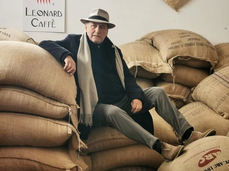 Leonard Caffe - Cafenea si producator de cafea